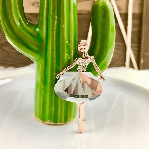 ‼️5 for $25 SALE‼️ Mini Ballerina RhinestoneBrooch - Picture 5 of 8
